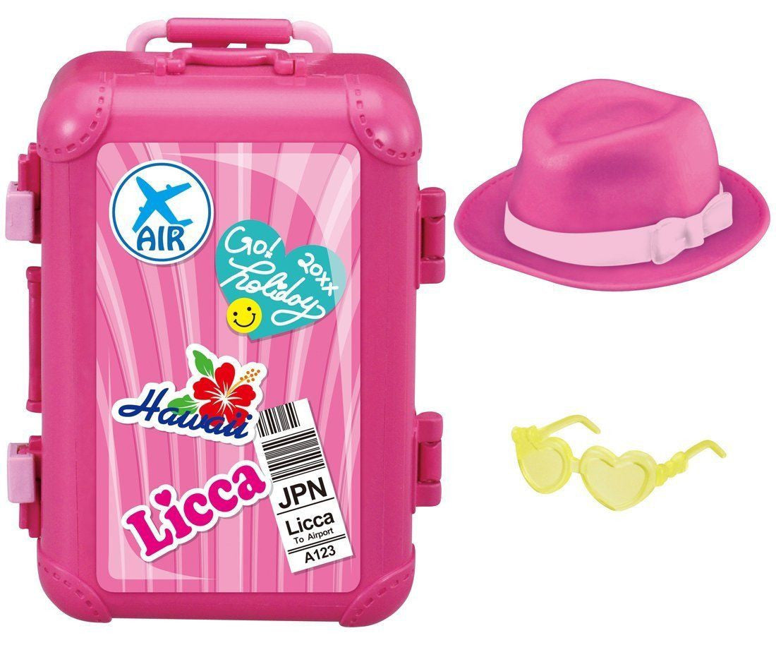 Takara Tomy Licca Doll Licca Chan Travel Set Doll Not Included (839521)
