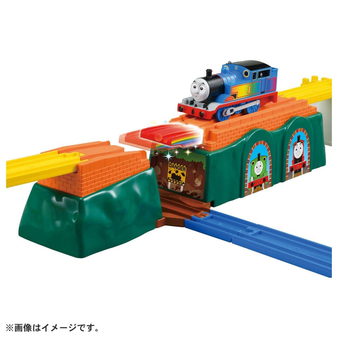Takara Tomy Pla-Rail Thomas The Tank Engine Let's Cross The Rainbow Bridge