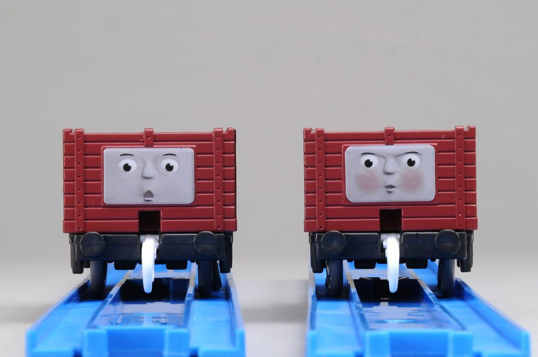 Takara Tomy Pla-rail Plarail TS-12 Thomas The Tank Engine Rosie Train