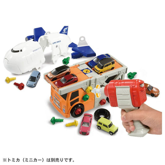  Takara Tomy Tomica World Rearrangement Action Car Carrier & Cargo Jet Set