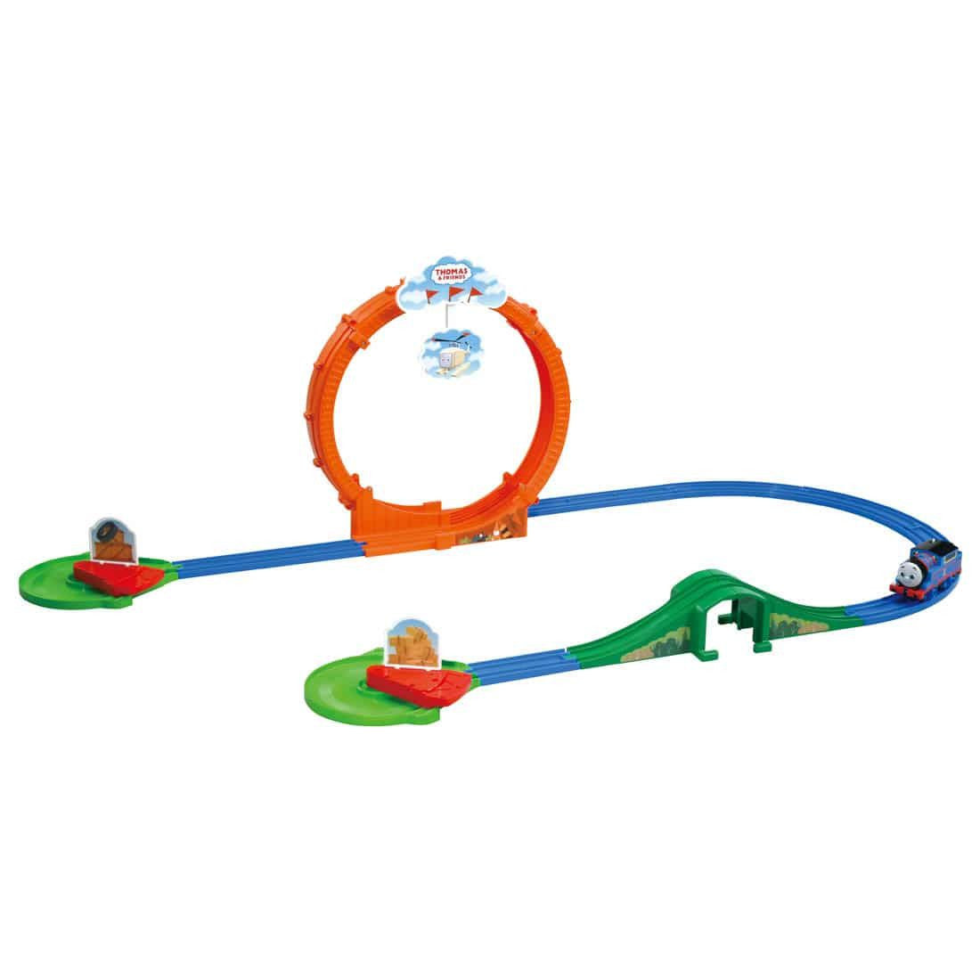Takara Tomy Pla-Rail GOGO Thomas: Looping In A Circle! Exciting Playland