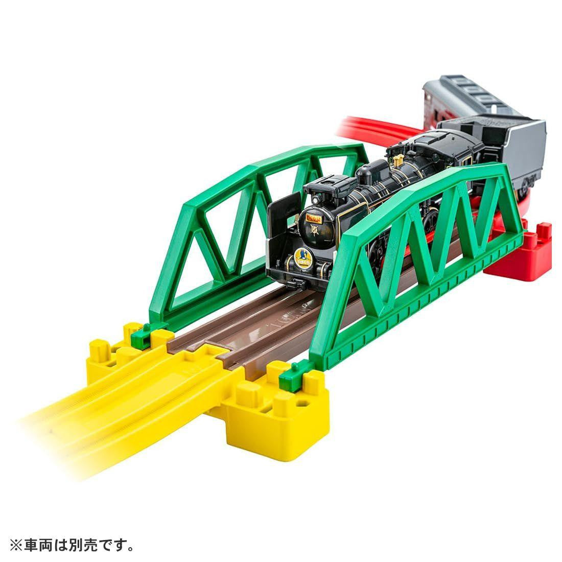 Takara Tomy Plarail Scenic Color Rail Kit (Autumn Leaves And Railway)
